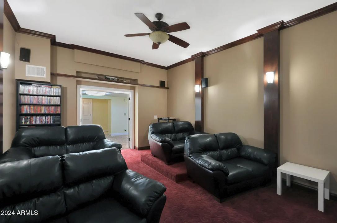 Real Estate Picture 33