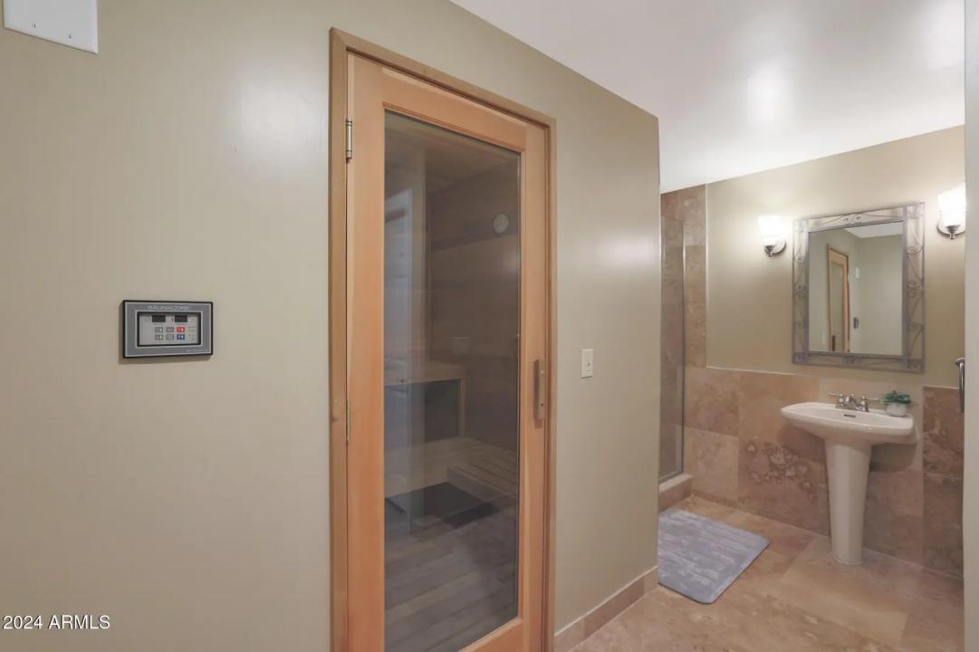 Real Estate Picture 38