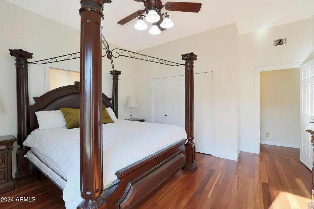 Real Estate Picture 45