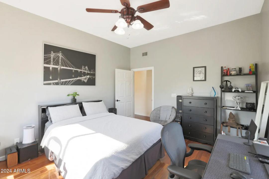 Real Estate Picture 47