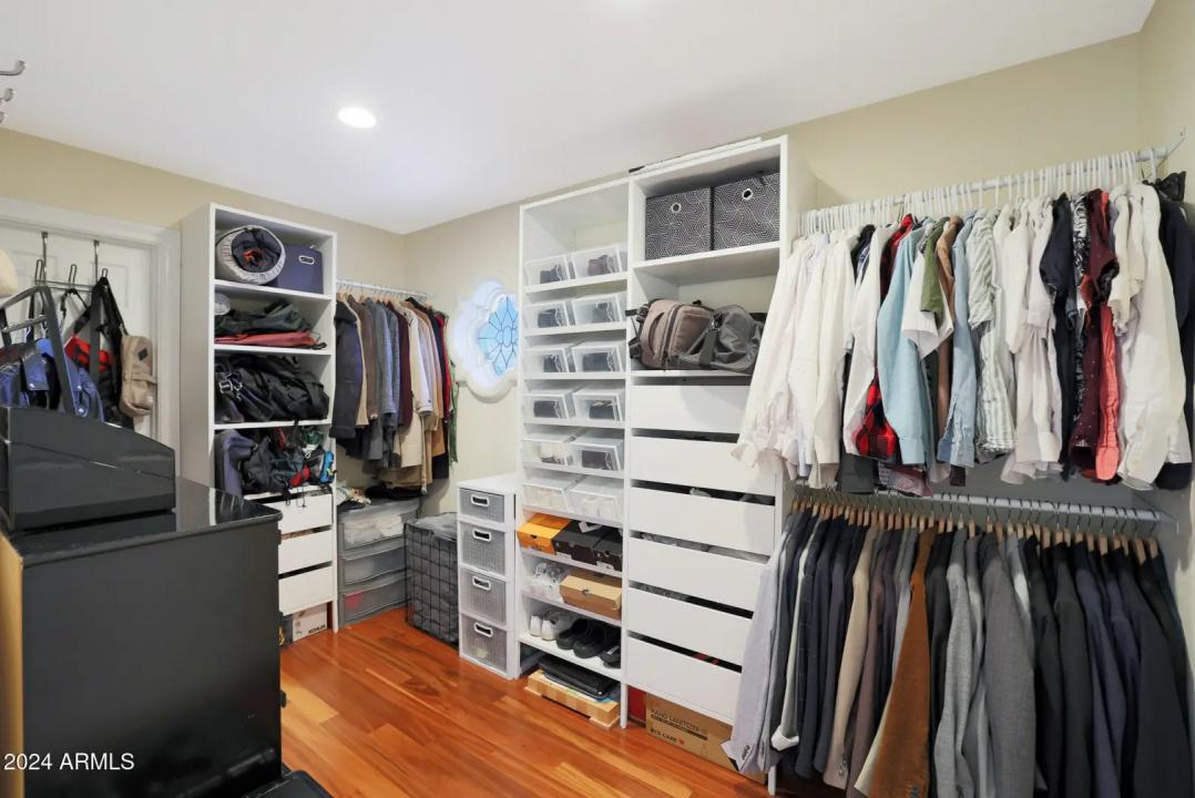 Real Estate Picture 48