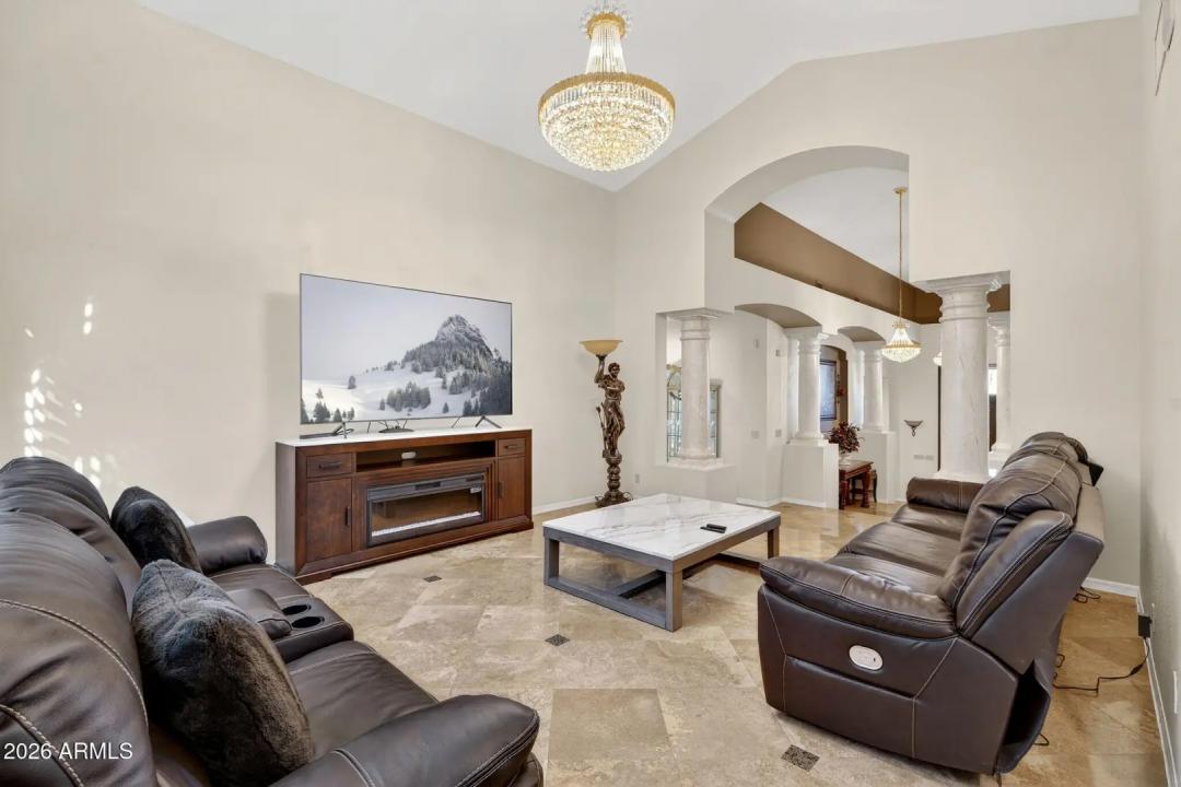 Real Estate Picture 21