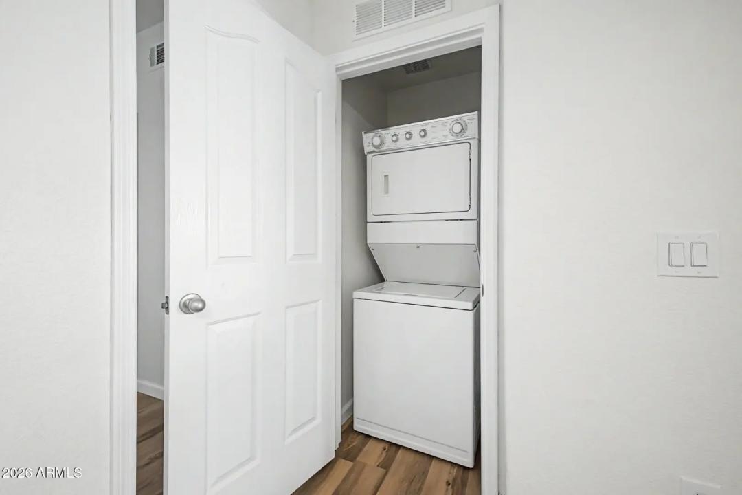 Real Estate Picture 27