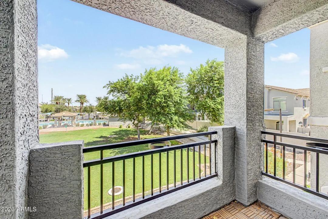 Real Estate Picture 28