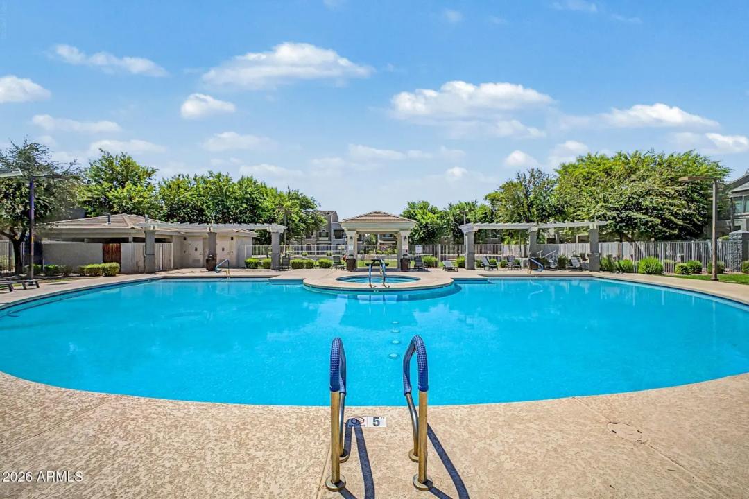 Real Estate Picture 37