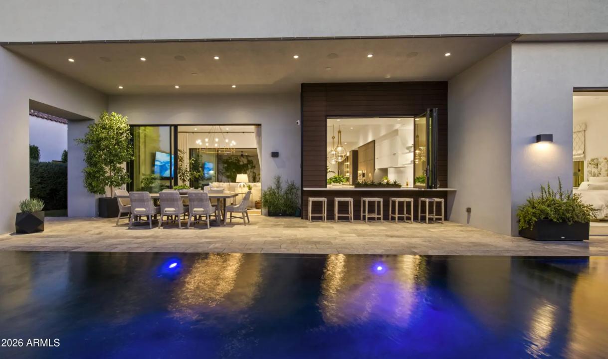 Real Estate Picture 5