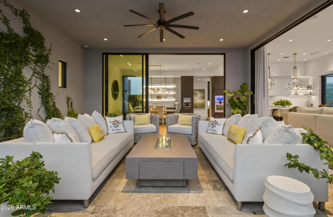 Real Estate Picture 4