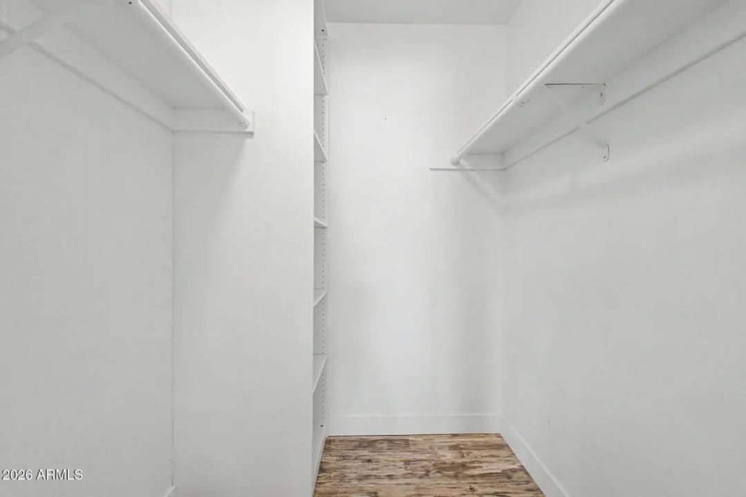 Real Estate Picture 11