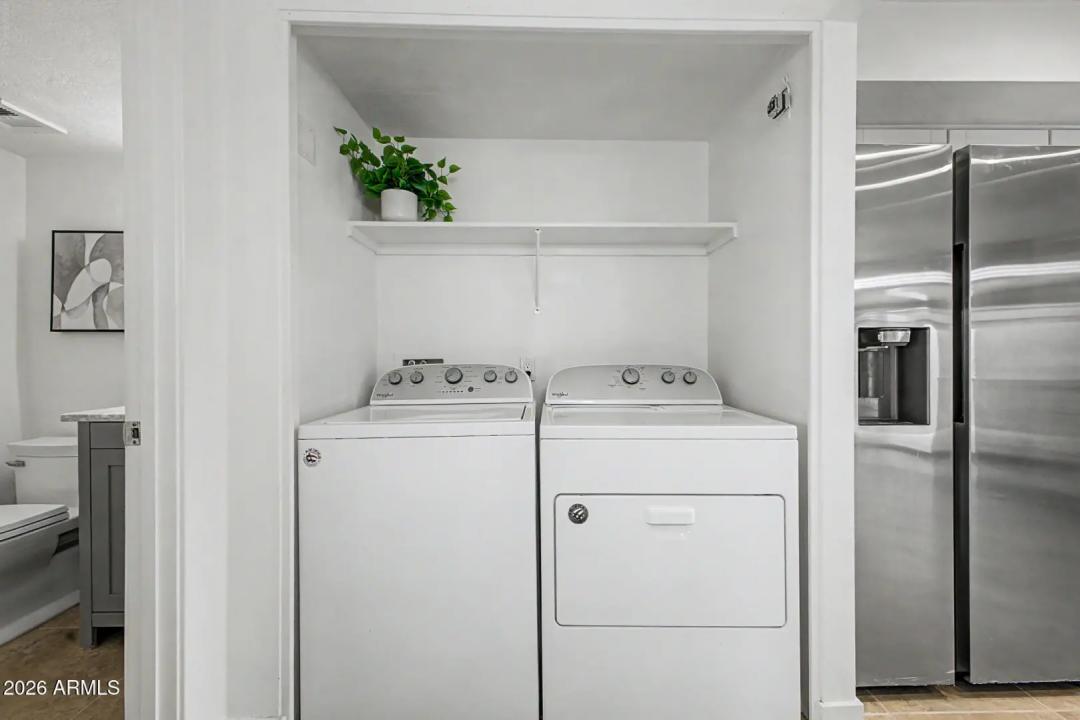 Real Estate Picture 6
