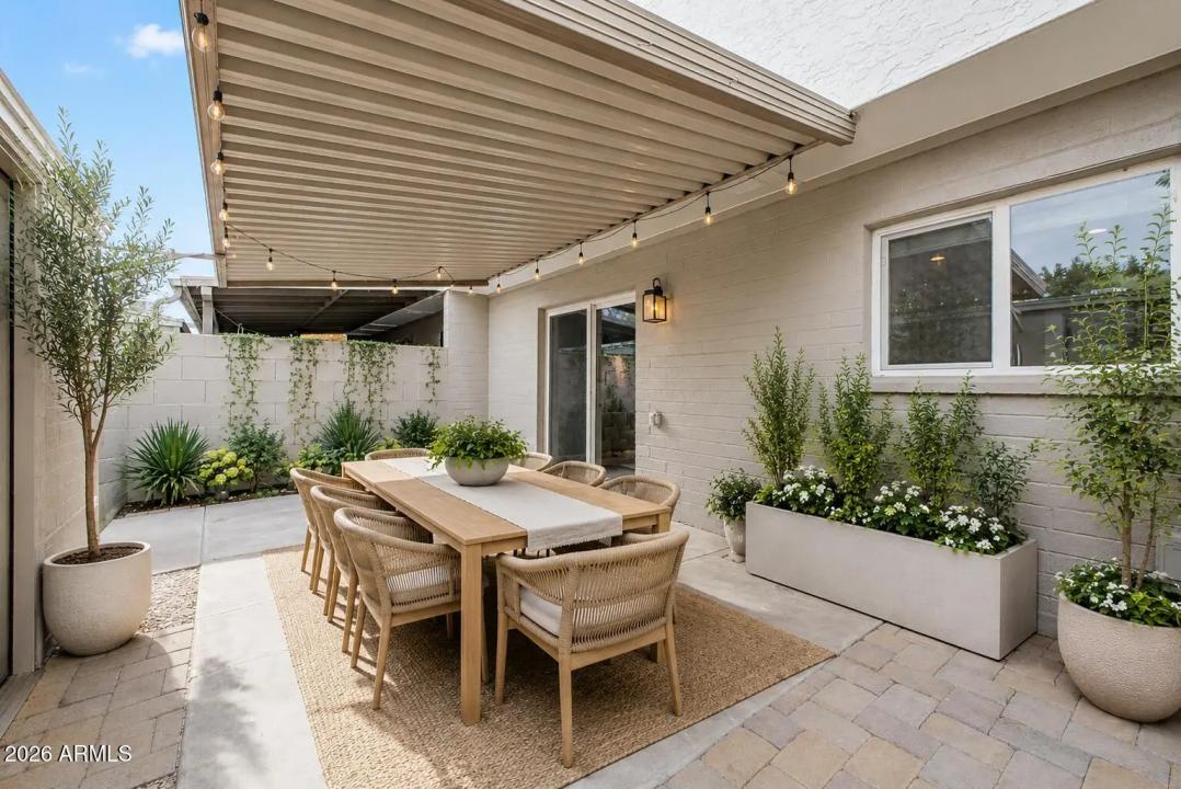 Real Estate Picture 15