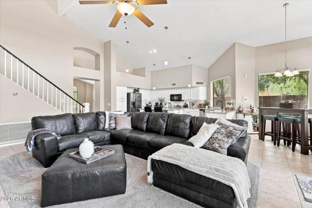 Real Estate Picture 20