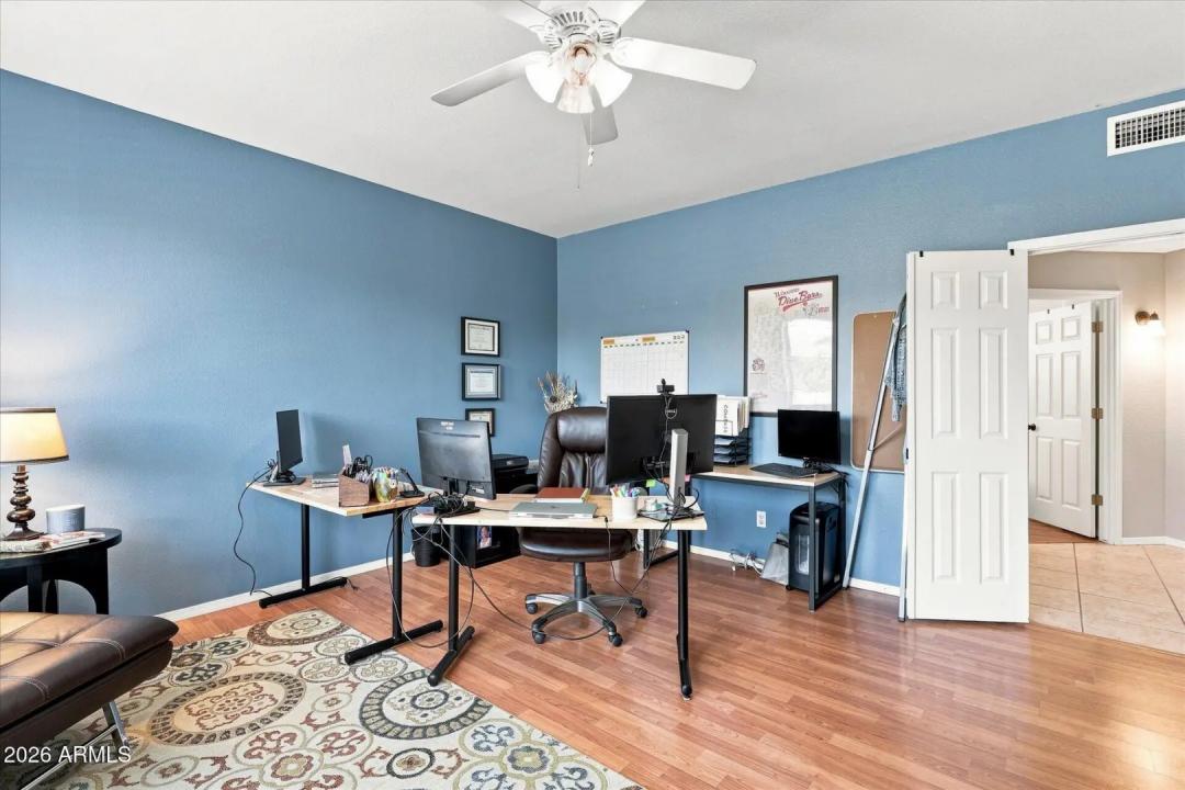Real Estate Picture 25