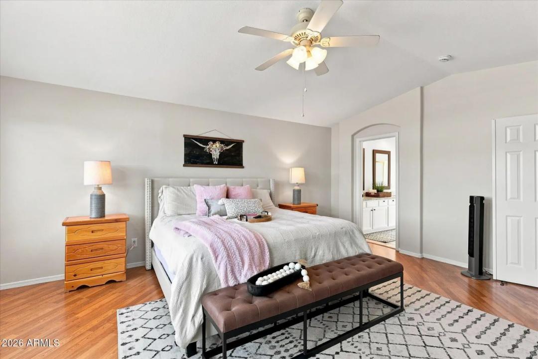 Real Estate Picture 27