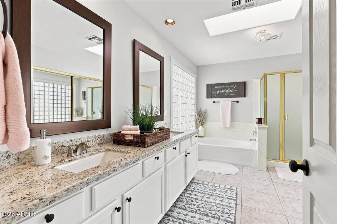 Real Estate Picture 30
