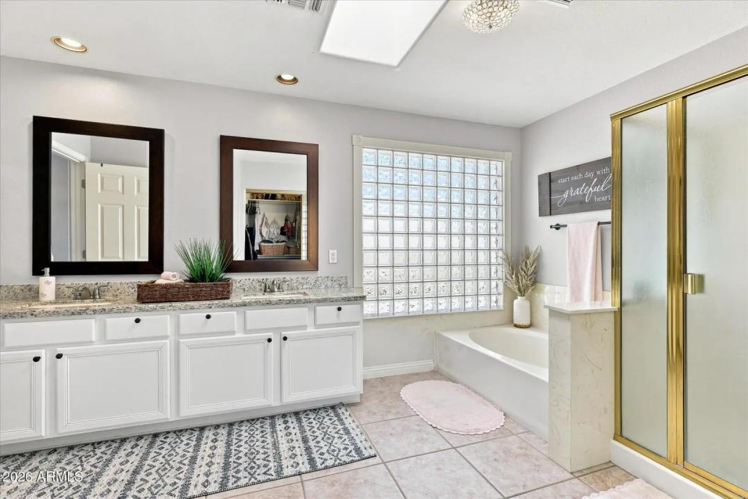 Real Estate Picture 32