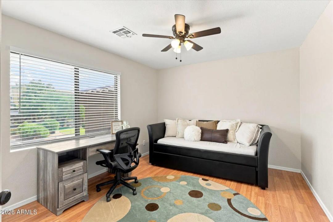 Real Estate Picture 35