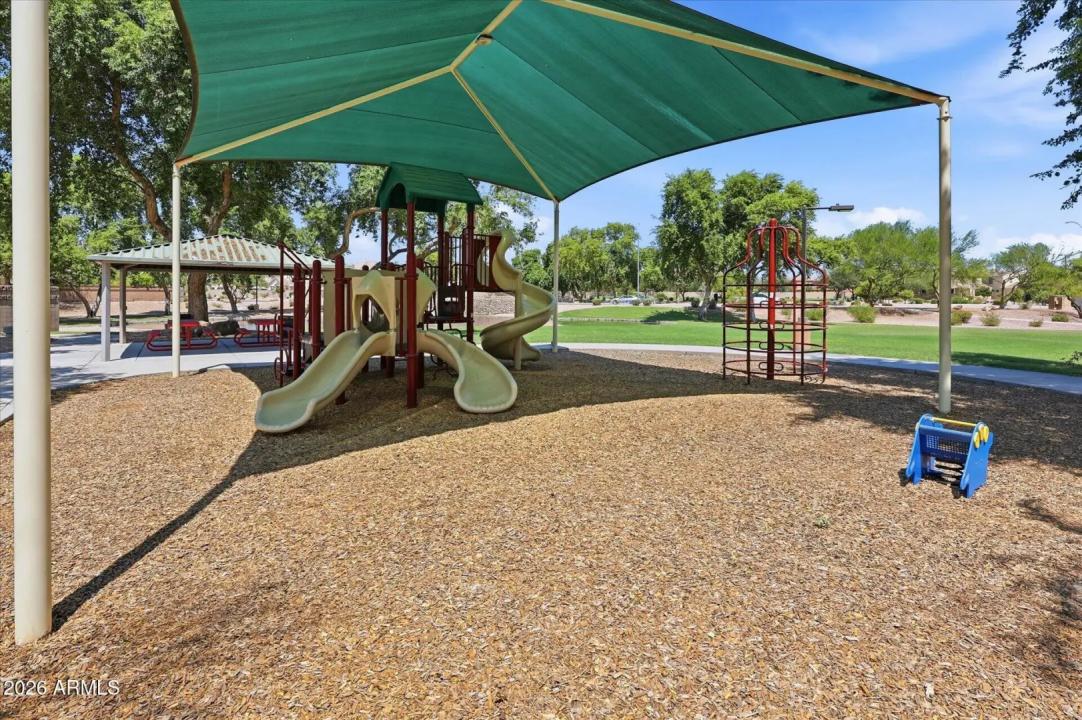 Real Estate Picture 48