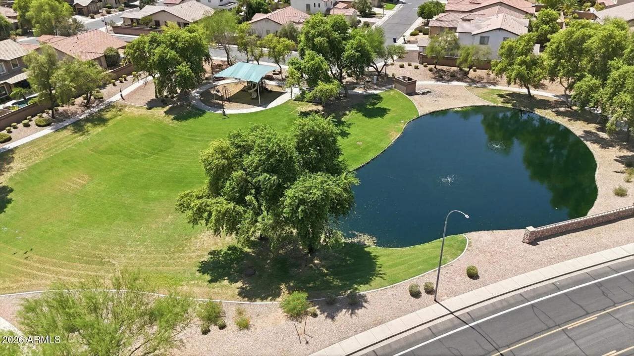 Real Estate Picture 52
