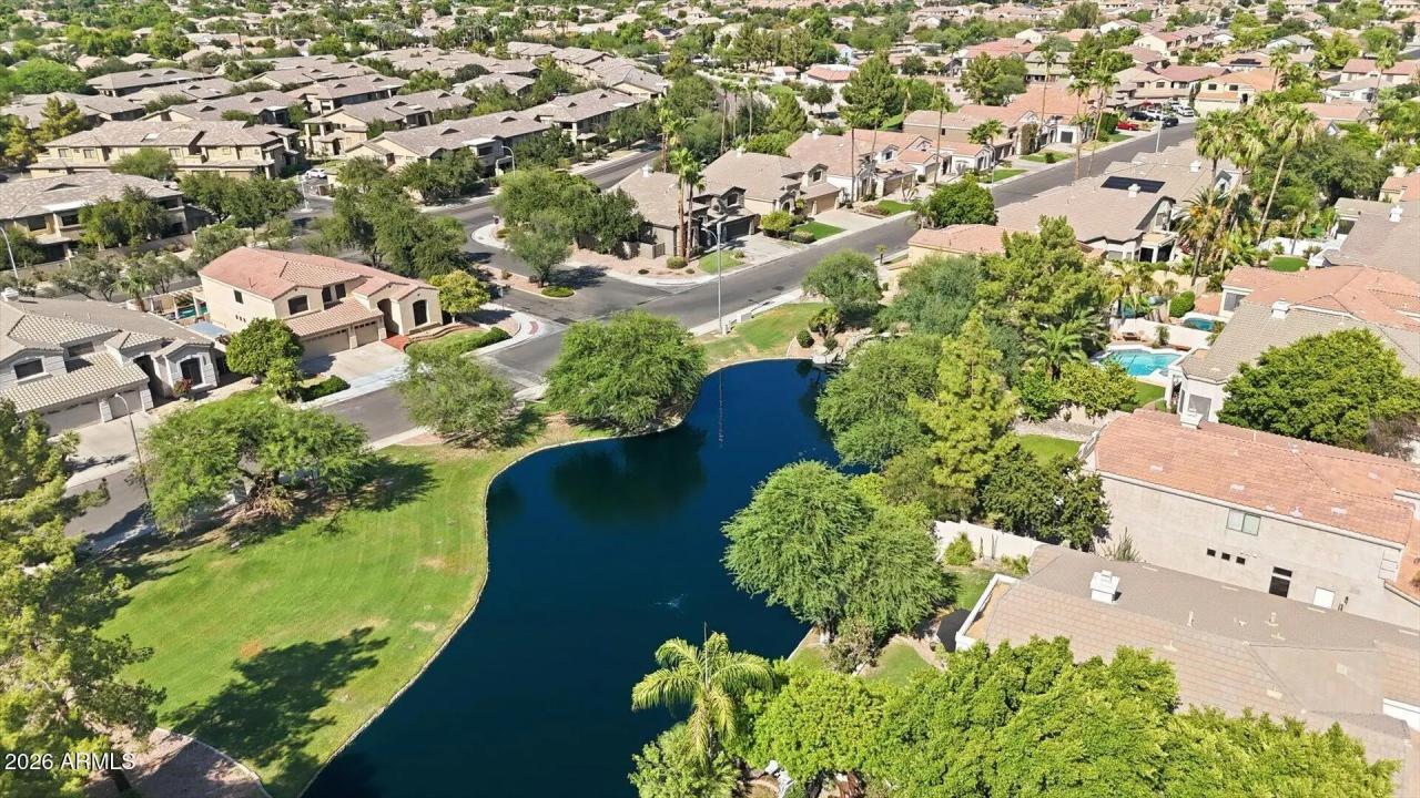 Real Estate Picture 50