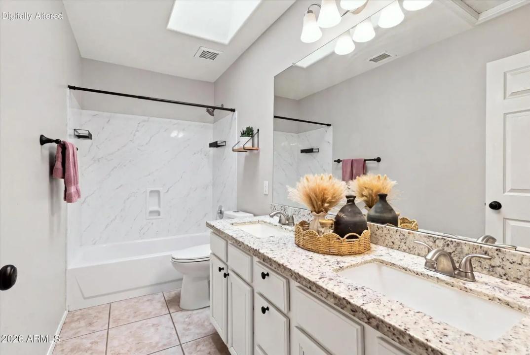 Real Estate Picture 36