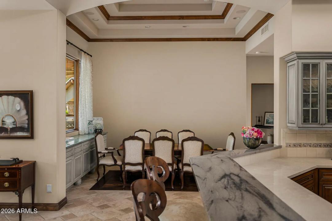 Real Estate Picture 12