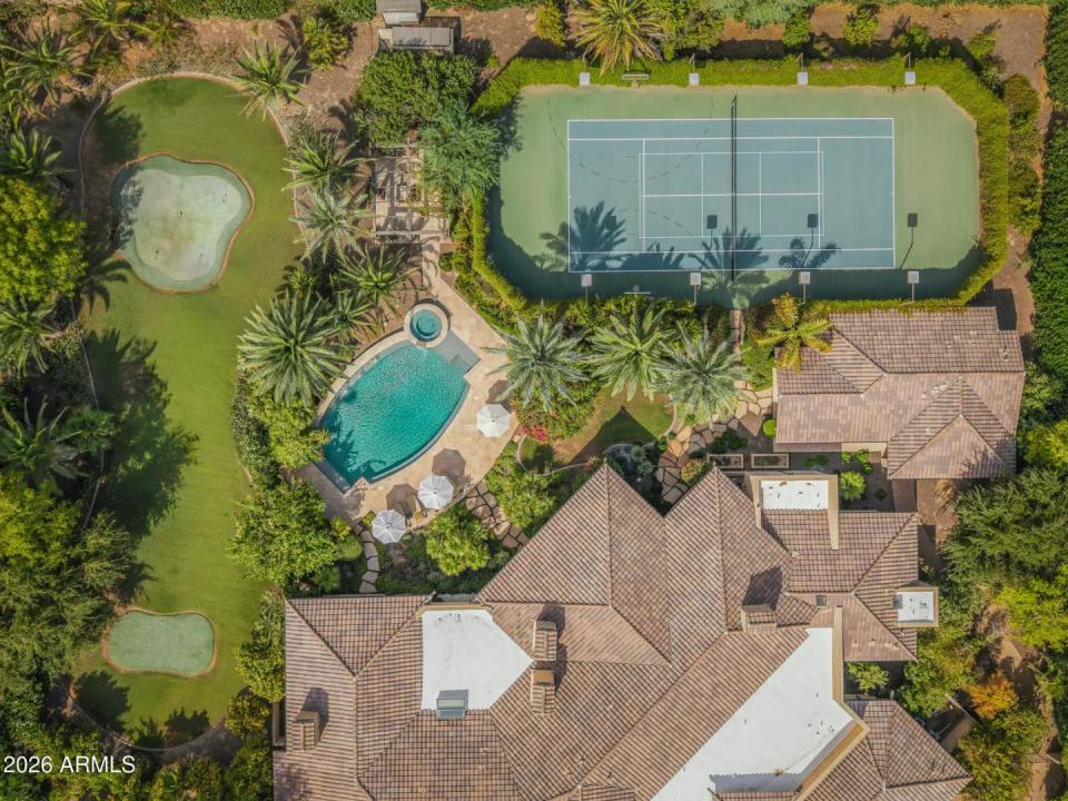 Real Estate Picture 1