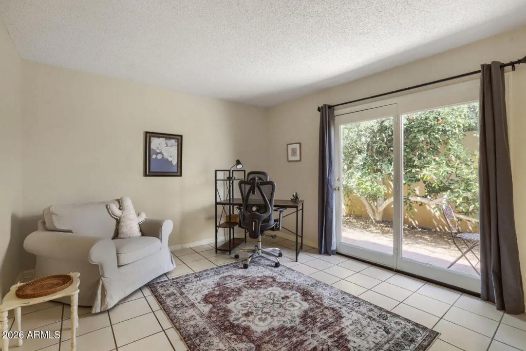 Real Estate Picture 16