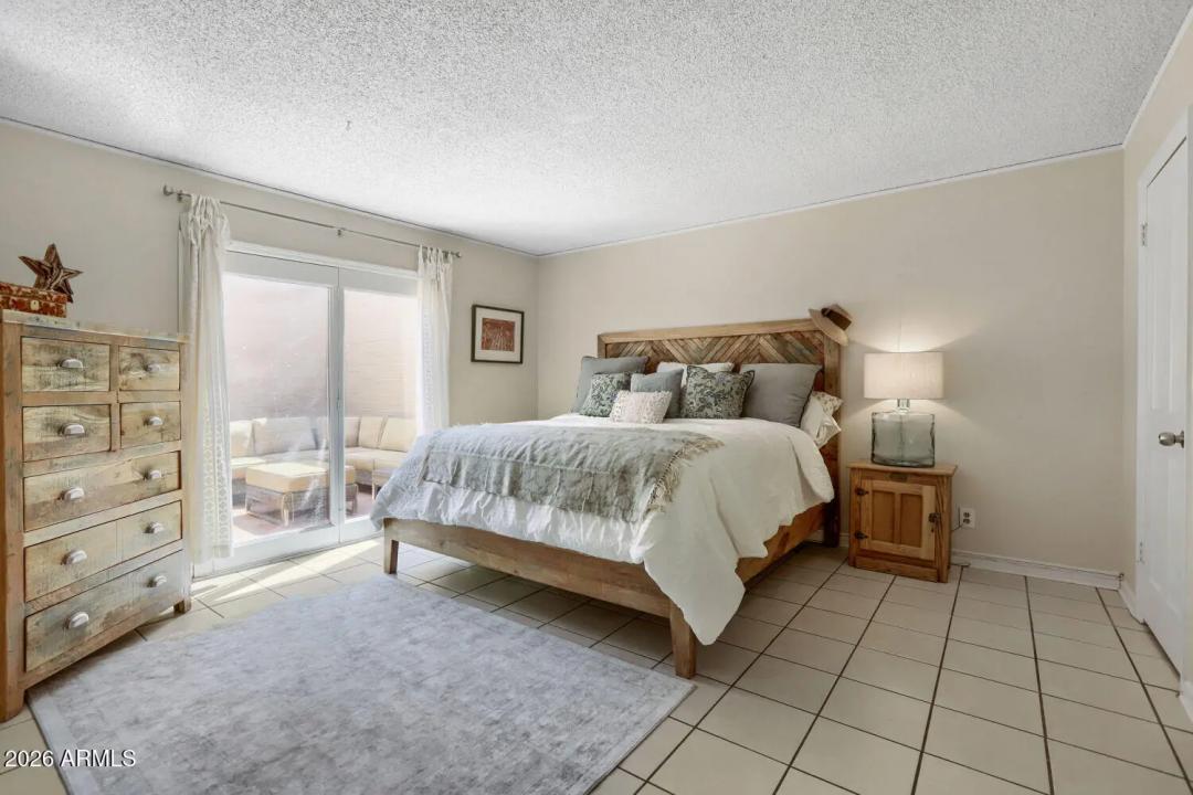 Real Estate Picture 17
