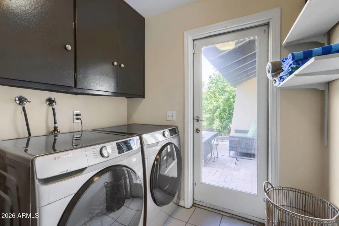 Real Estate Picture 19