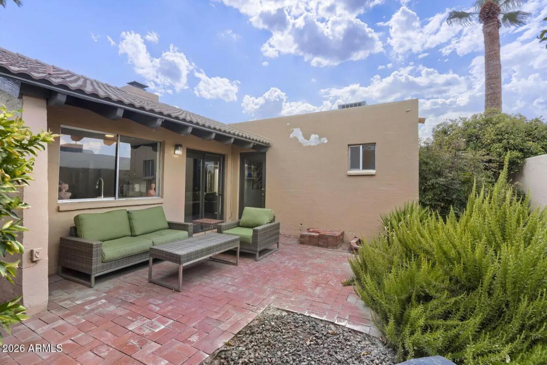 Real Estate Picture 20