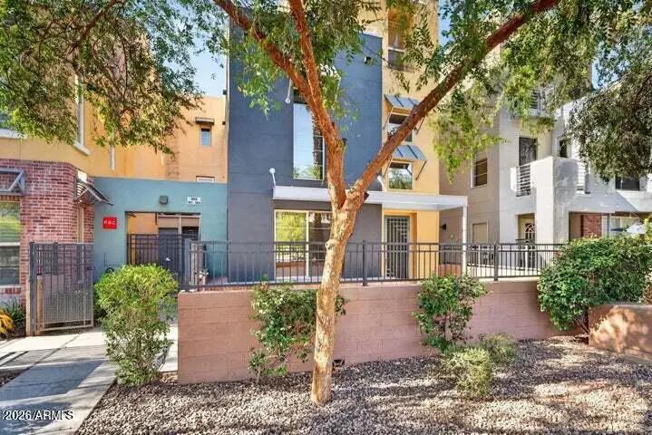 Real Estate Picture 2
