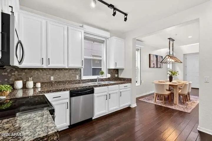 Real Estate Picture 10