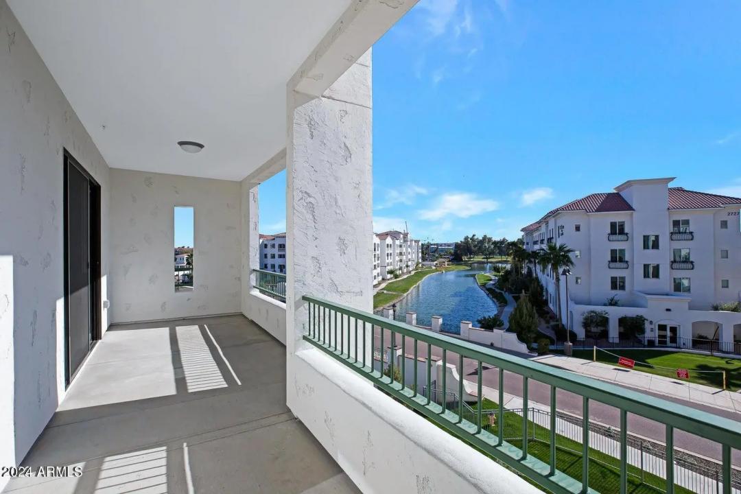 Real Estate Picture 24