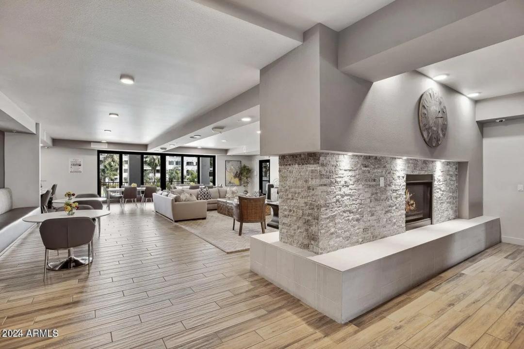 Real Estate Picture 29