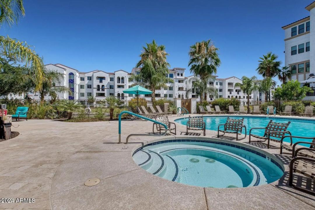 Real Estate Picture 32