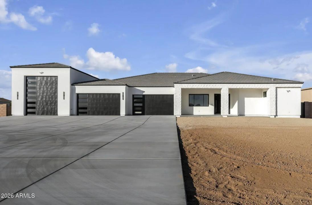 Real Estate Picture 1