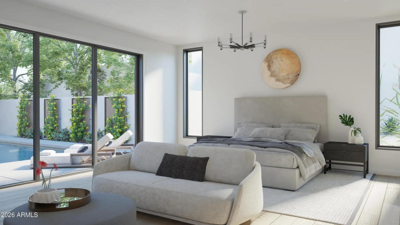 Real Estate Picture 4