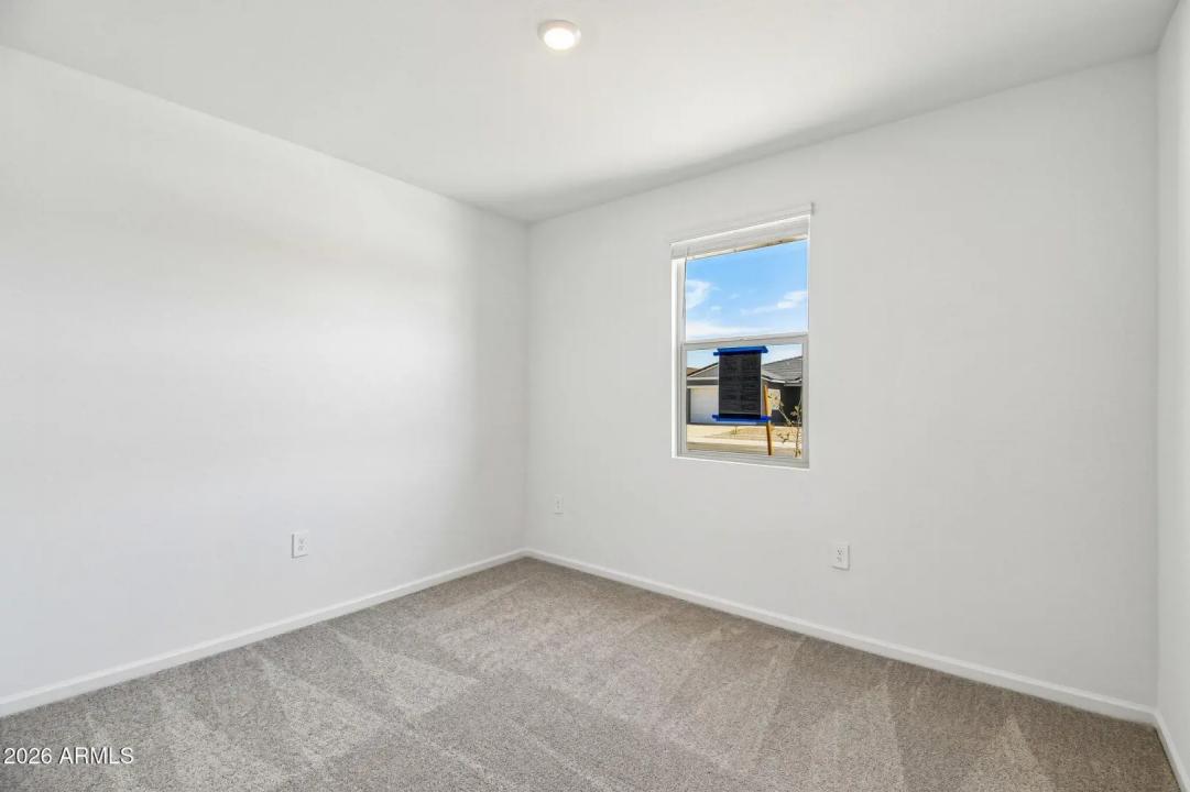 Real Estate Picture 13