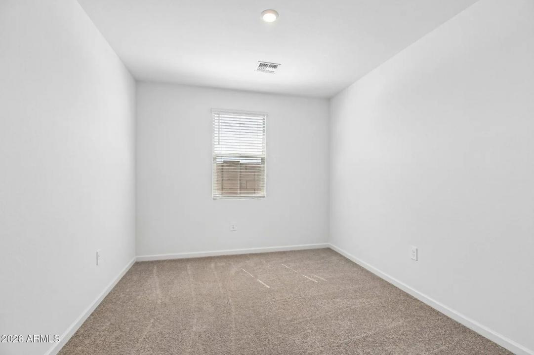 Real Estate Picture 15