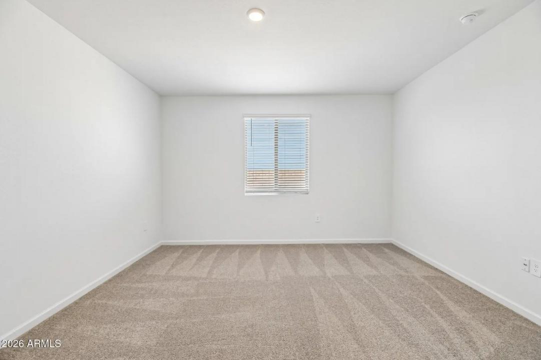 Real Estate Picture 19
