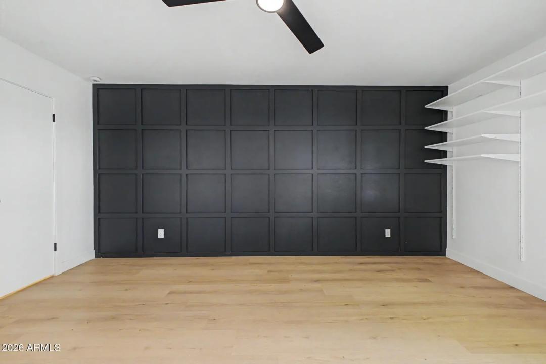 Real Estate Picture 13