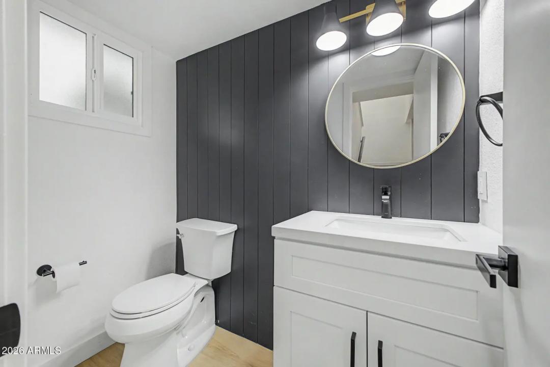 Real Estate Picture 21