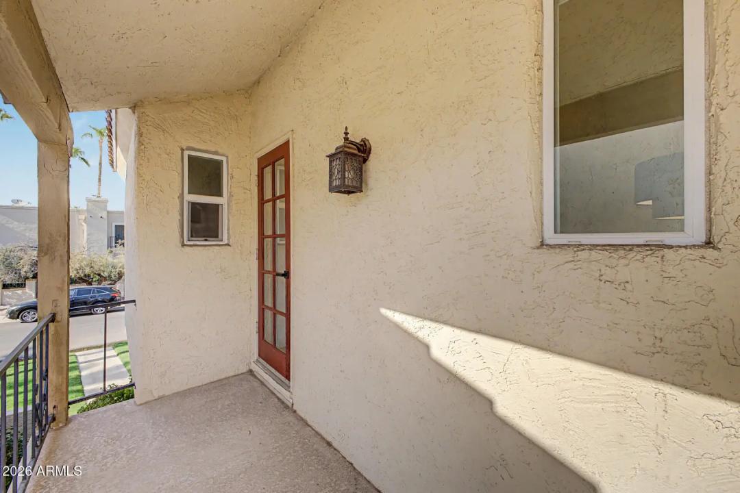 Real Estate Picture 24