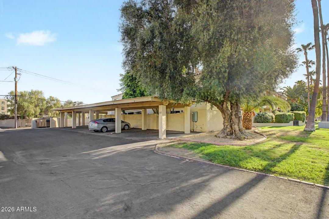 Real Estate Picture 27