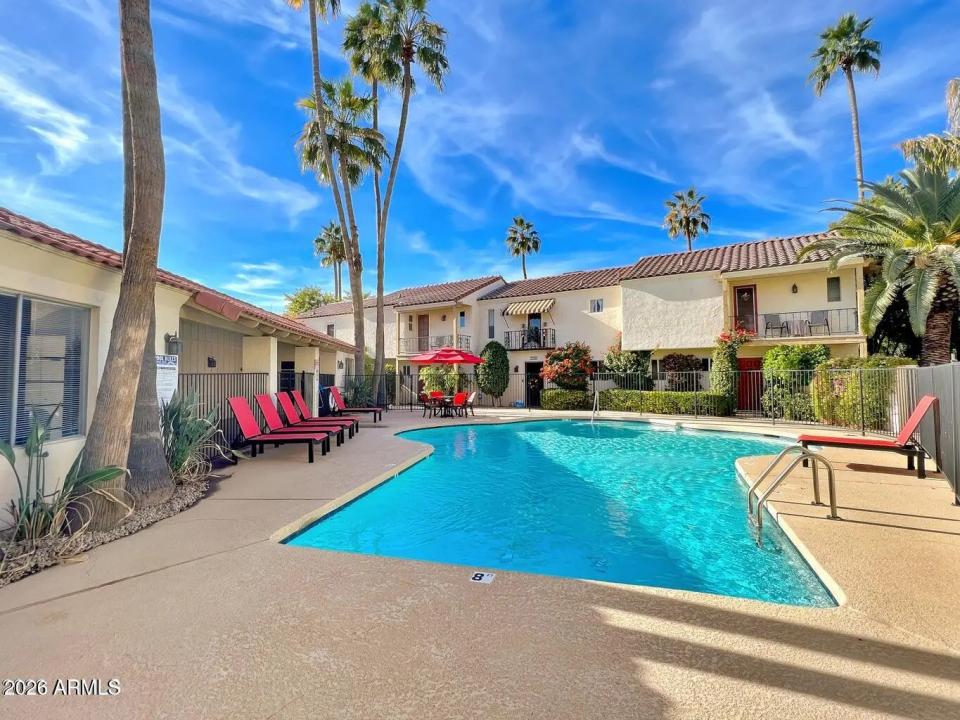 Real Estate Picture 33