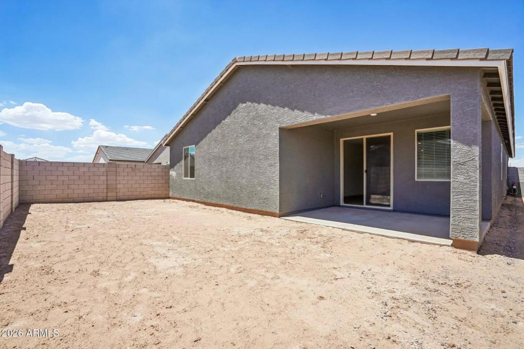Real Estate Picture 14