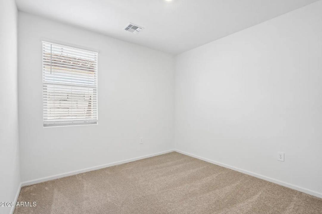 Real Estate Picture 20