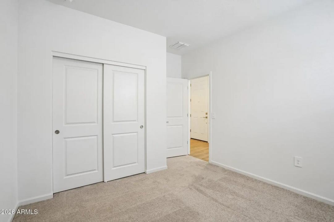 Real Estate Picture 22