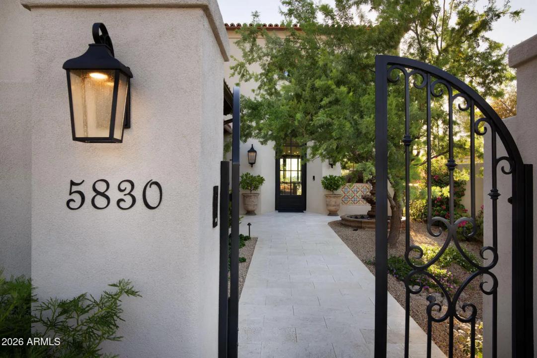 Real Estate Picture 7