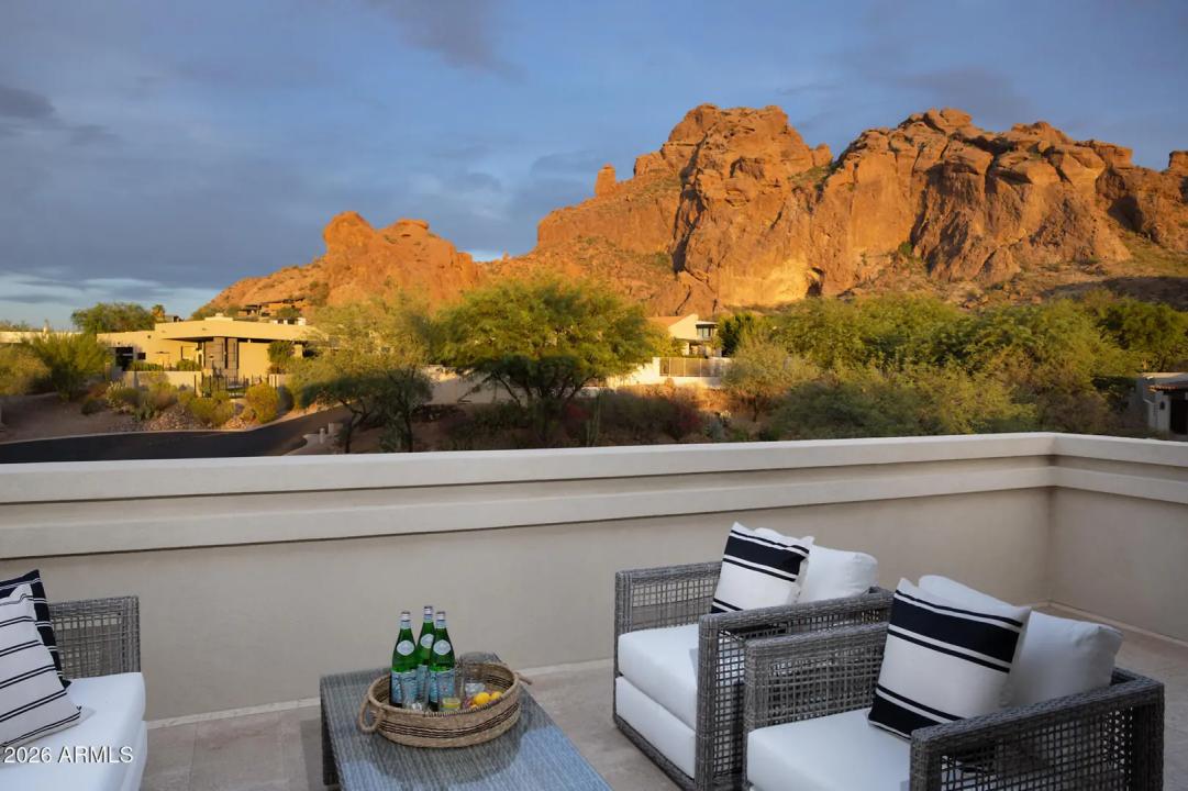 Real Estate Picture 28